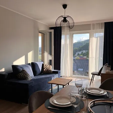 Bb I Cicha Lejlighed *